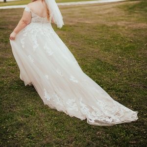 Plus Size Wedding Dress